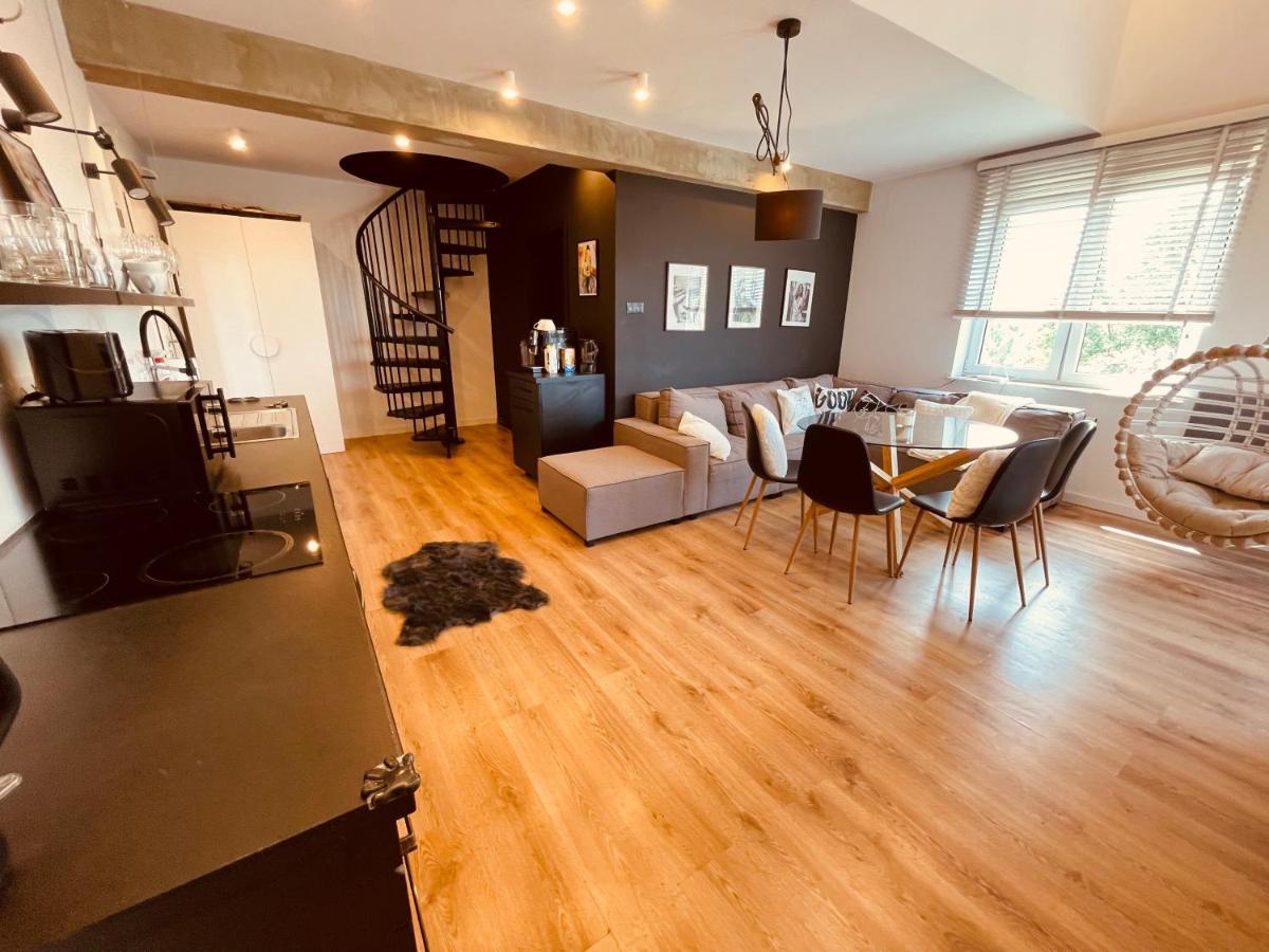 Apartamenty Ktw Penthouse Z Tarasem Katowice Esterno foto