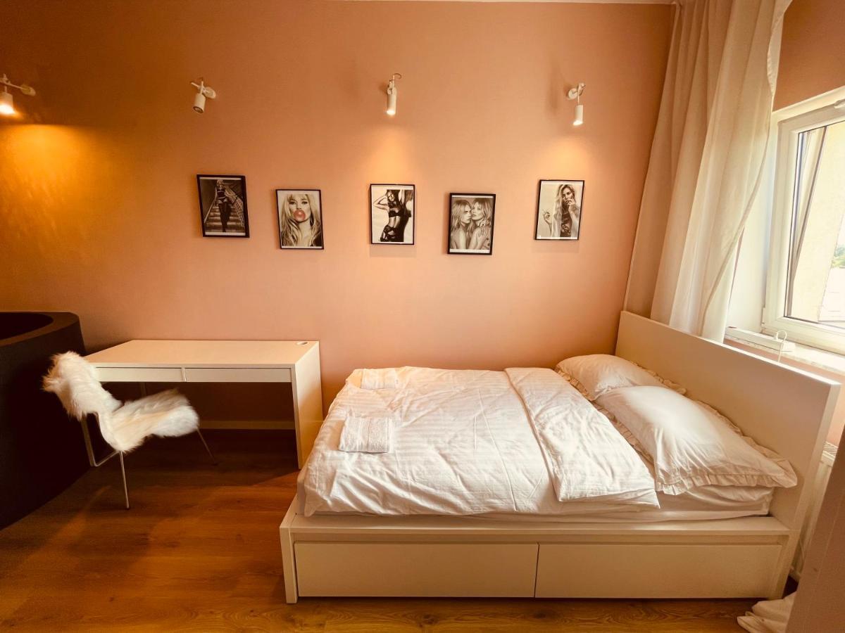 Apartamenty Ktw Penthouse Z Tarasem Katowice Esterno foto